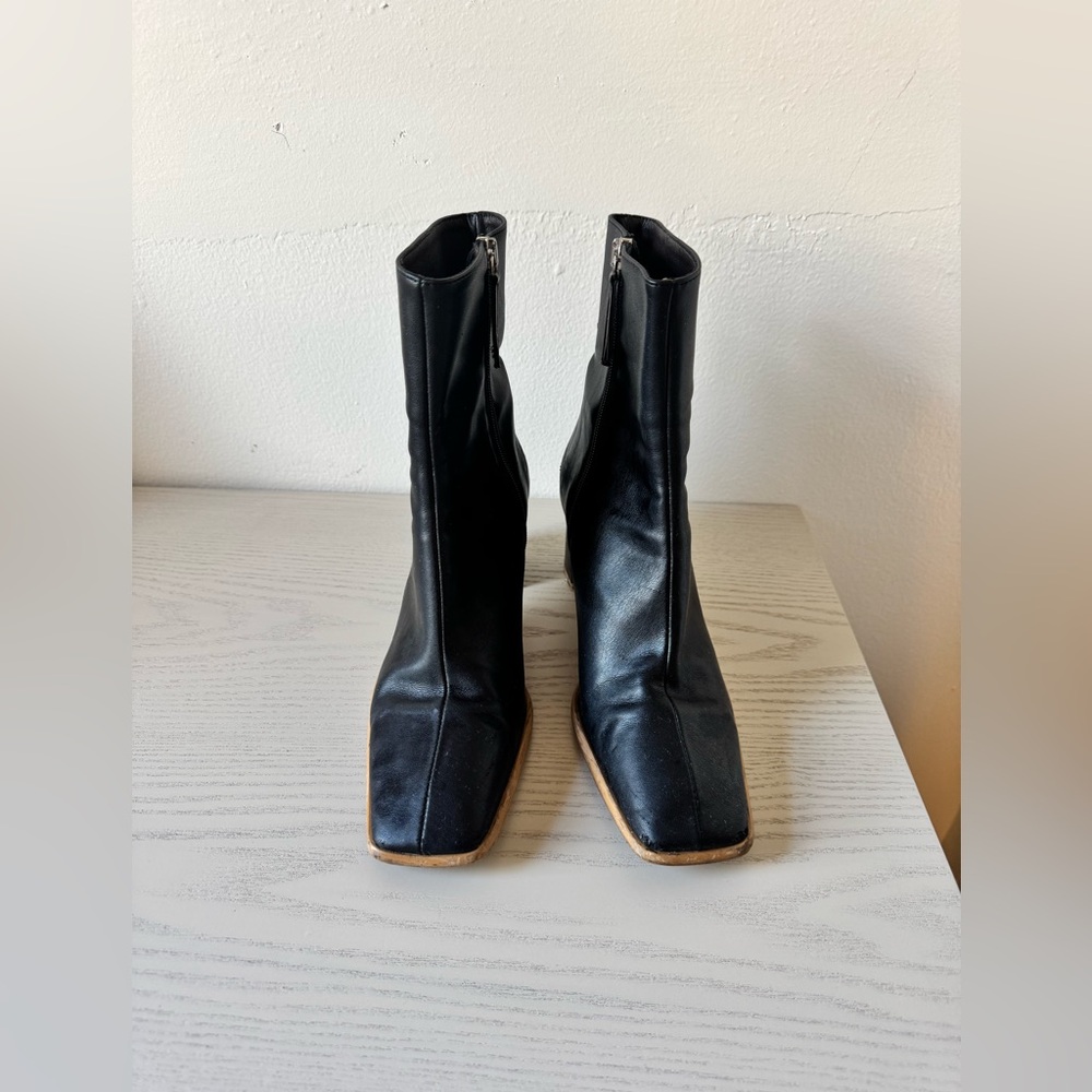 ALOHAS Black Leather Boots